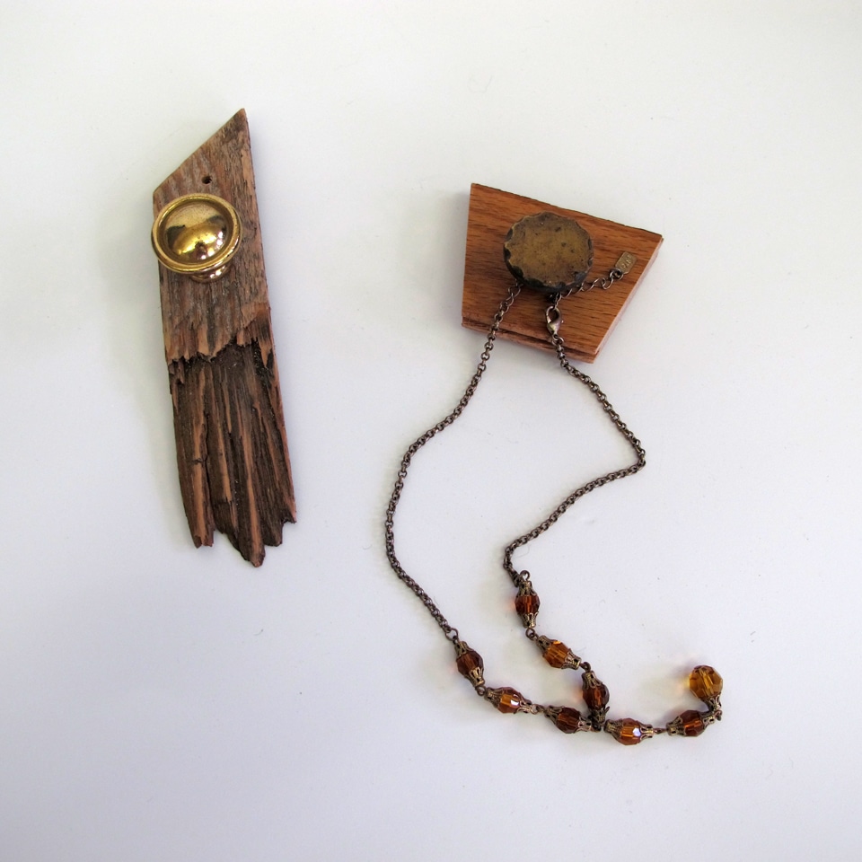 wood jewelry holder